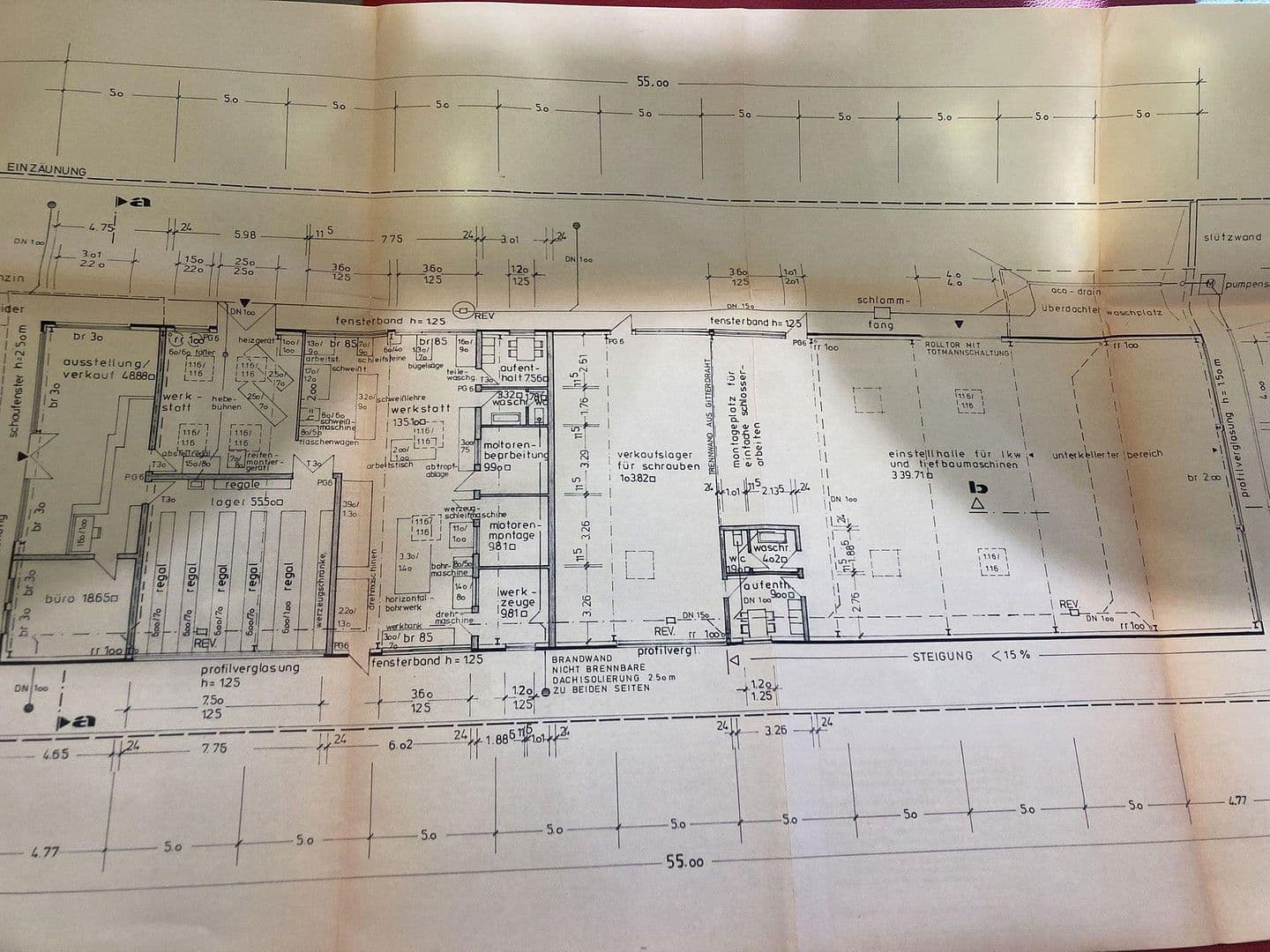 Prodej nebytového prostoru 2.400 m², Carl-Zeiss-Straße 16, Alsdorf, Severní Porýní-Vestfálsko Prodej nebytového prostoru 2.400 m², Carl-Zeiss-Straße 16, Alsdorf, Severní Porýní-Vestfálsko