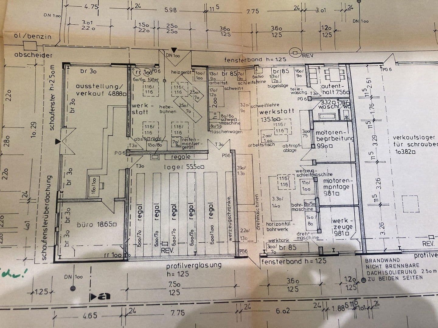 Prodej nebytového prostoru 2.400 m², Carl-Zeiss-Straße 16, Alsdorf, Severní Porýní-Vestfálsko Prodej nebytového prostoru 2.400 m², Carl-Zeiss-Straße 16, Alsdorf, Severní Porýní-Vestfálsko