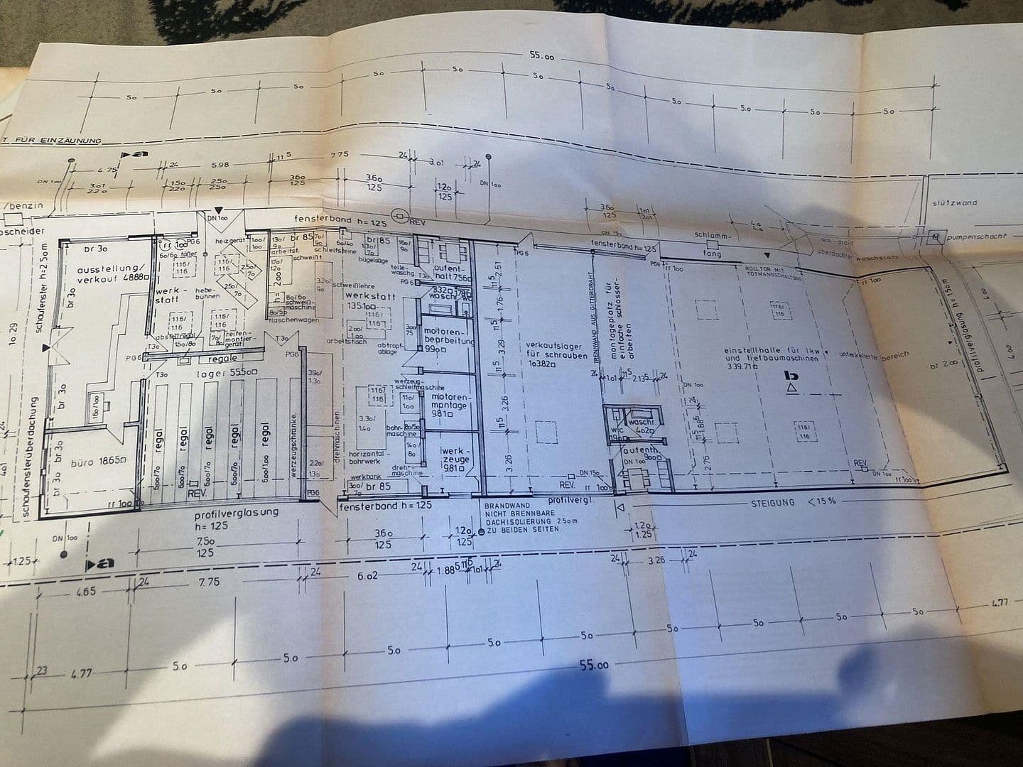 Prodej nebytového prostoru 2.400 m², Carl-Zeiss-Straße 16, Alsdorf, Severní Porýní-Vestfálsko Prodej nebytového prostoru 2.400 m², Carl-Zeiss-Straße 16, Alsdorf, Severní Porýní-Vestfálsko