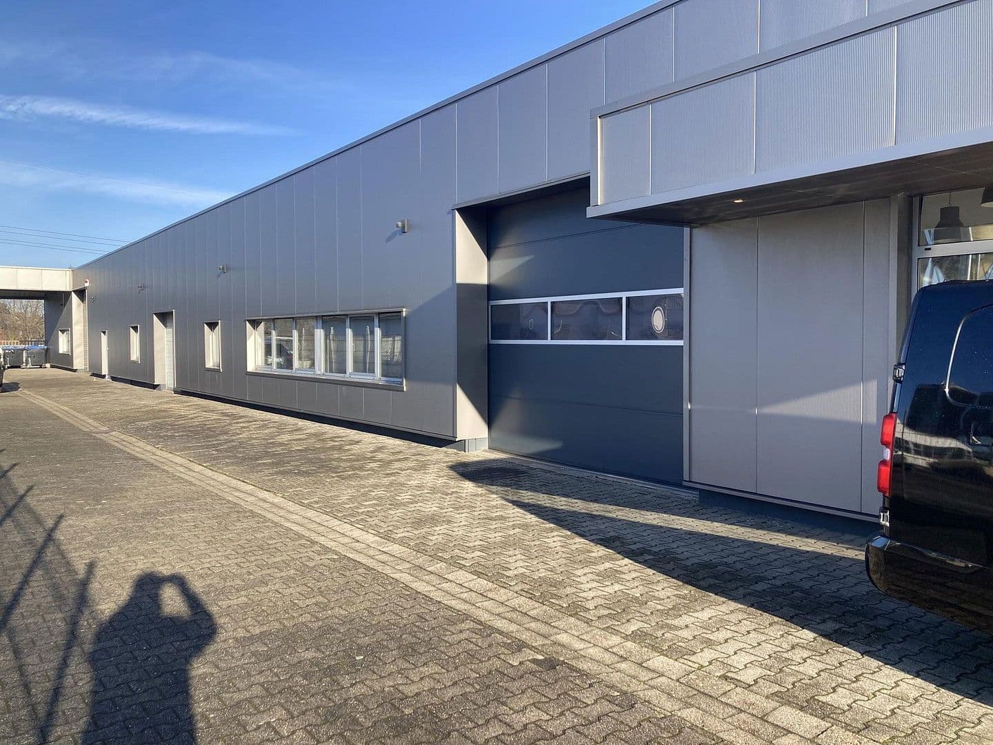 Prodej nebytového prostoru 2.400 m², Carl-Zeiss-Straße 16, Alsdorf, Severní Porýní-Vestfálsko Prodej nebytového prostoru 2.400 m², Carl-Zeiss-Straße 16, Alsdorf, Severní Porýní-Vestfálsko