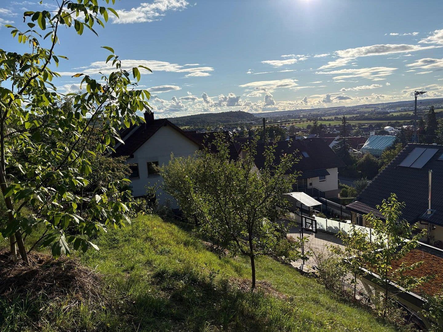 Prodej domu 140 m², pozemek 749 m², Hildrizhauser Straße 36, Gärtringen, Bádensko-Württembersko Prodej domu 140 m², pozemek 749 m², Hildrizhauser Straße 36, Gärtringen, Bádensko-Württembersko