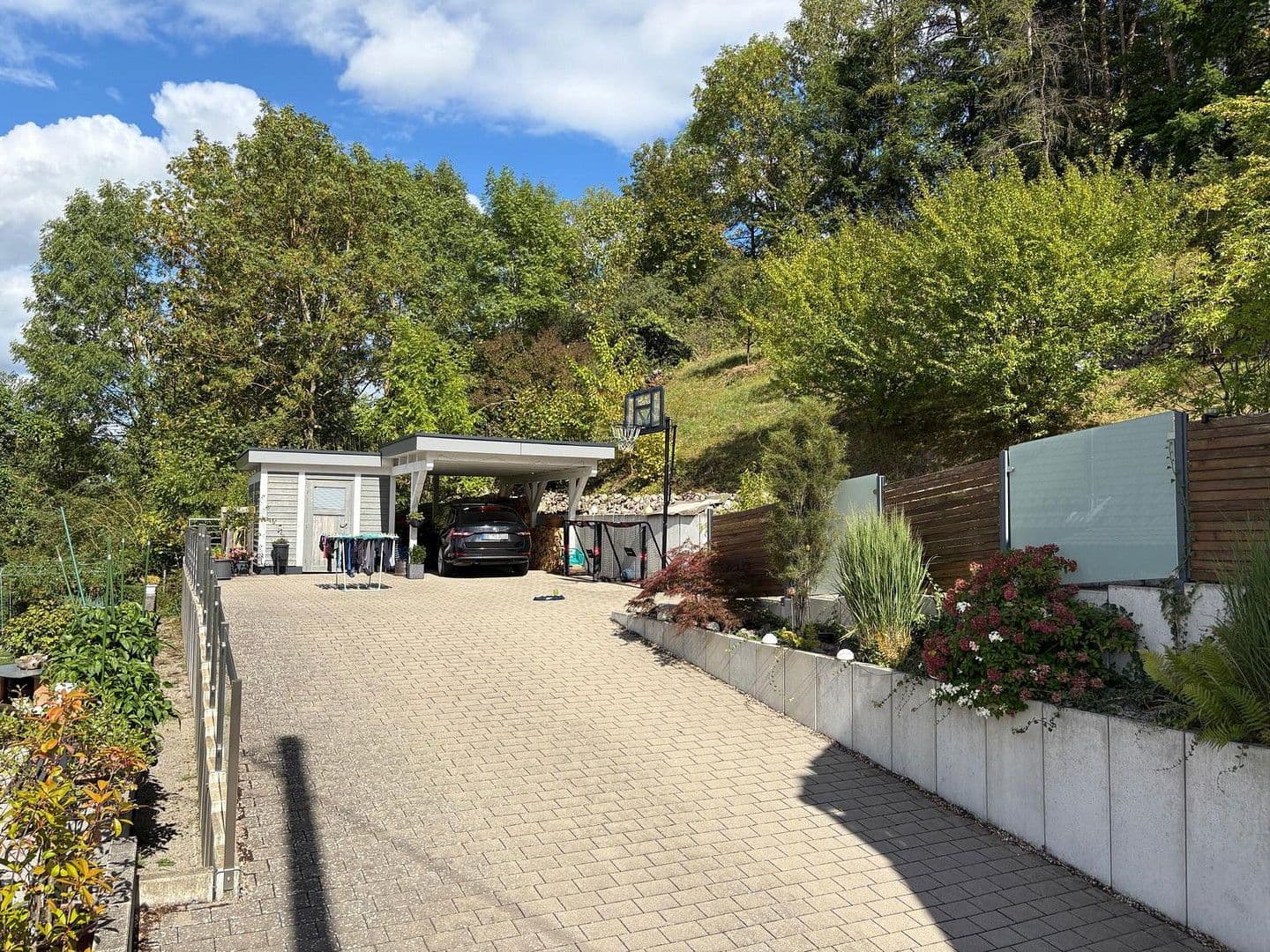 Prodej domu 140 m², pozemek 749 m², Hildrizhauser Straße 36, Gärtringen, Bádensko-Württembersko Prodej domu 140 m², pozemek 749 m², Hildrizhauser Straße 36, Gärtringen, Bádensko-Württembersko