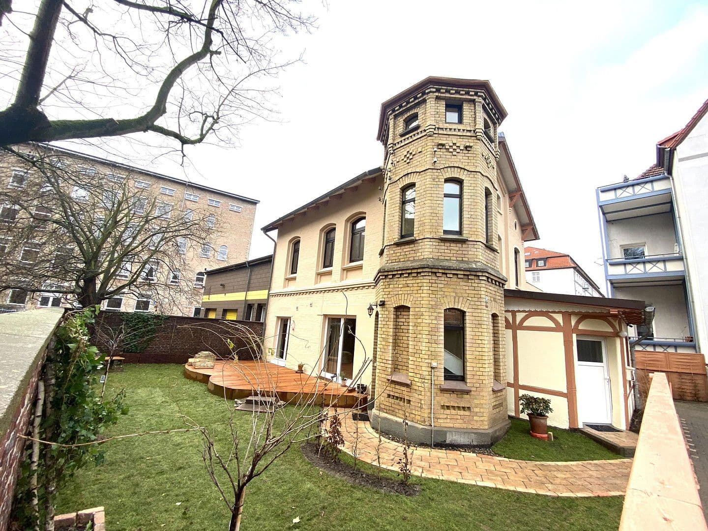 Prodej domu 200 m², pozemek 250 m², Ernst-Amme-Str. 2, Braunschweig, Dolní Sasko Prodej domu 200 m², pozemek 250 m², Ernst-Amme-Str. 2, Braunschweig, Dolní Sasko