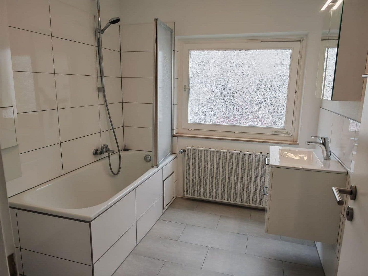 Pronájem bytu 3+1 83 m², Stuttgart, Bádensko-Württembersko Pronájem bytu 3+1 83 m², Stuttgart, Bádensko-Württembersko