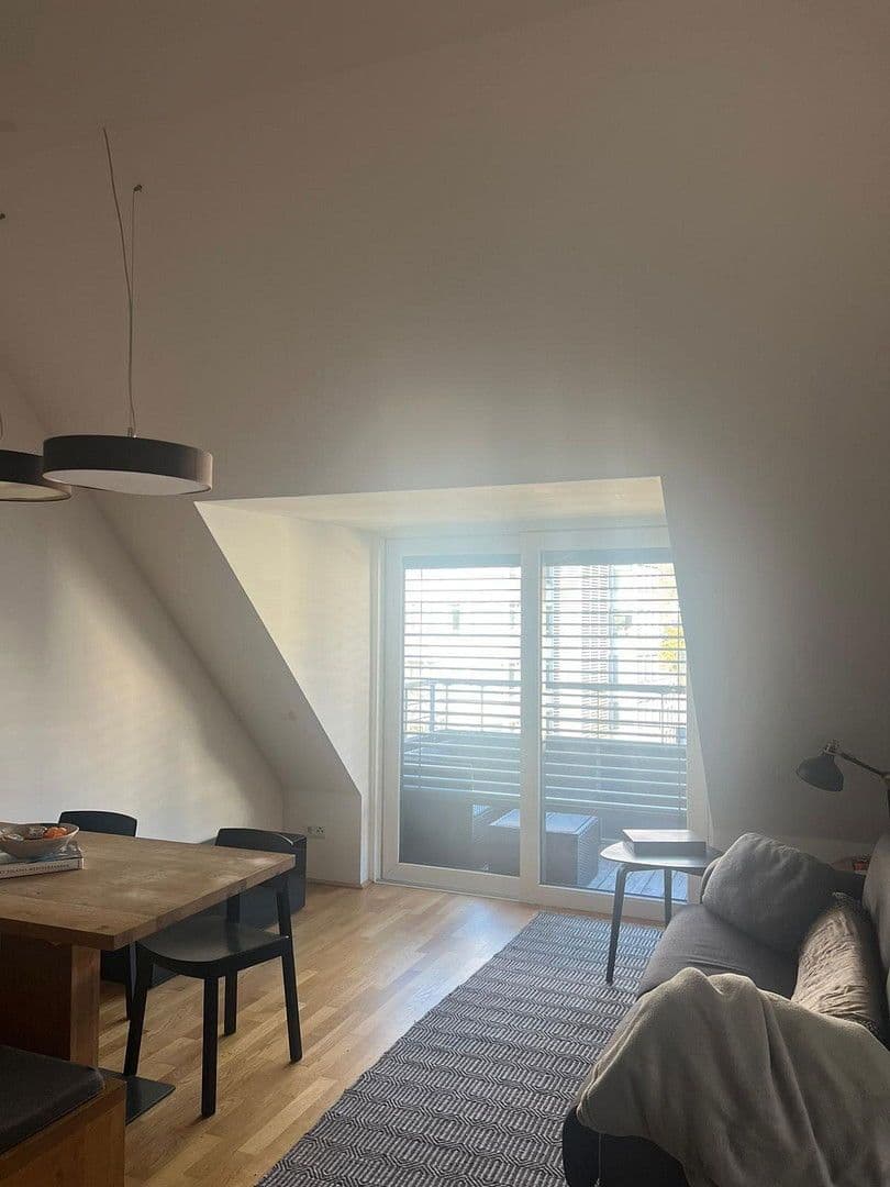 Pronájem bytu 2+1 45 m², Museumstrasse 31, Innsbruck, Tyrolsko Pronájem bytu 2+1 45 m², Museumstrasse 31, Innsbruck, Tyrolsko