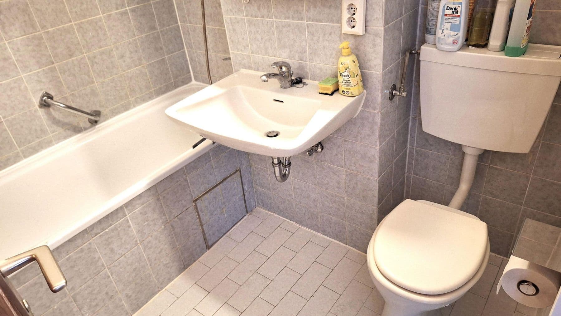 Prodej bytu 1+1 31 m², Heinrich-Kaspar-Schmid-Straße 31, Olching (82140), Bavorsko Prodej bytu 1+1 31 m², Heinrich-Kaspar-Schmid-Straße 31, Olching (82140), Bavorsko