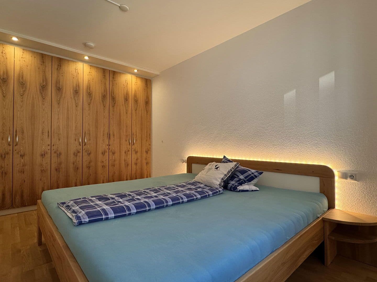 Prodej bytu 4+1 88 m², Aiglsbach, Bavorsko Prodej bytu 4+1 88 m², Aiglsbach, Bavorsko