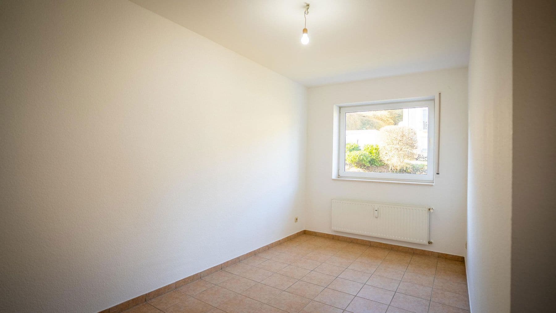 Pronájem bytu 3+1 71 m², Echternacherbrück, Porýní-Falc Pronájem bytu 3+1 71 m², Echternacherbrück, Porýní-Falc