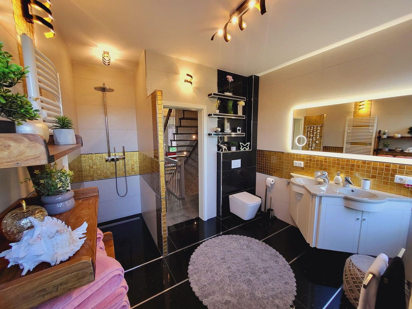 Prodej domu 100 m², pozemek 220 m², Freiligrathstrasse 290, Wilhelmshaven, Dolní Sasko Prodej domu 100 m², pozemek 220 m², Freiligrathstrasse 290, Wilhelmshaven, Dolní Sasko