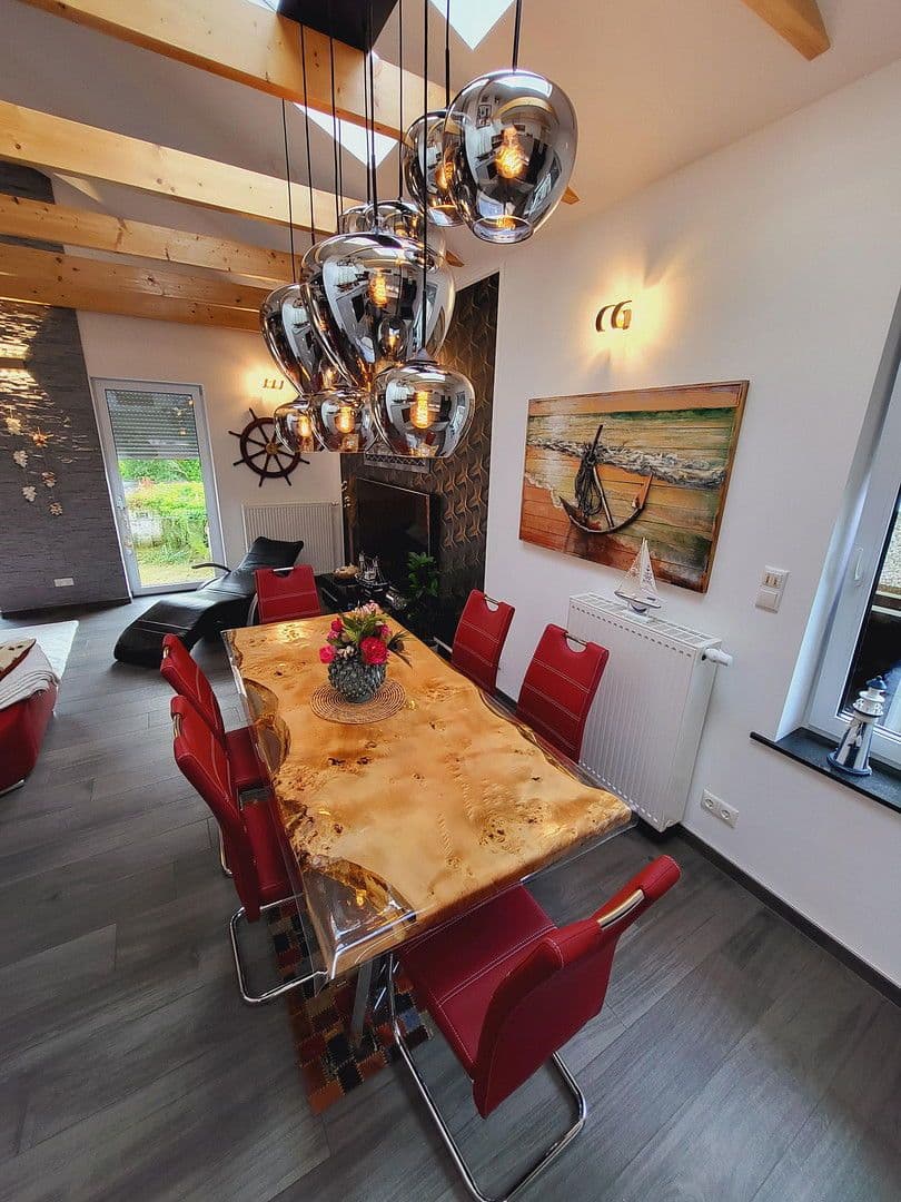 Prodej domu 100 m², pozemek 220 m², Freiligrathstrasse 290, Wilhelmshaven, Dolní Sasko Prodej domu 100 m², pozemek 220 m², Freiligrathstrasse 290, Wilhelmshaven, Dolní Sasko