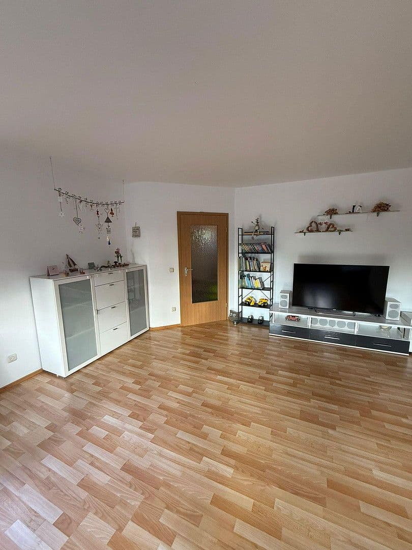 Pronájem bytu 3+1 84 m², Bachstelzenweg 14, Wasserburg am Inn, Bavorsko Pronájem bytu 3+1 84 m², Bachstelzenweg 14, Wasserburg am Inn, Bavorsko