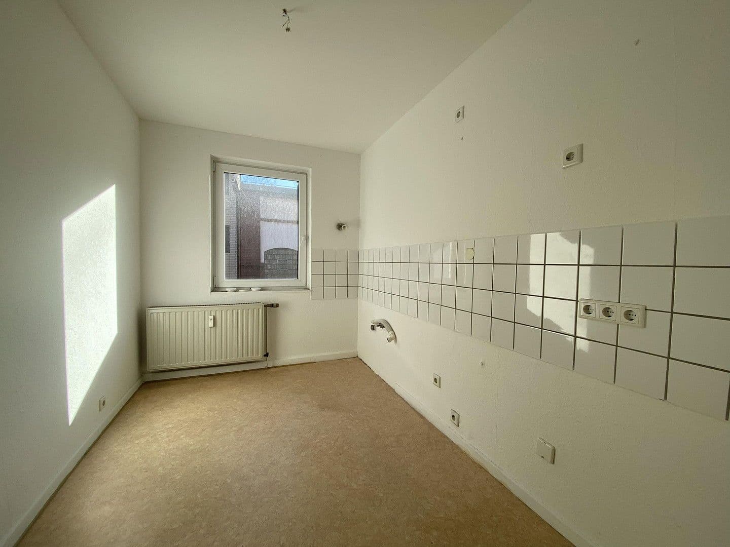 Pronájem bytu 1+1 43 m², Wuppertal, Severní Porýní-Vestfálsko Pronájem bytu 1+1 43 m², Wuppertal, Severní Porýní-Vestfálsko