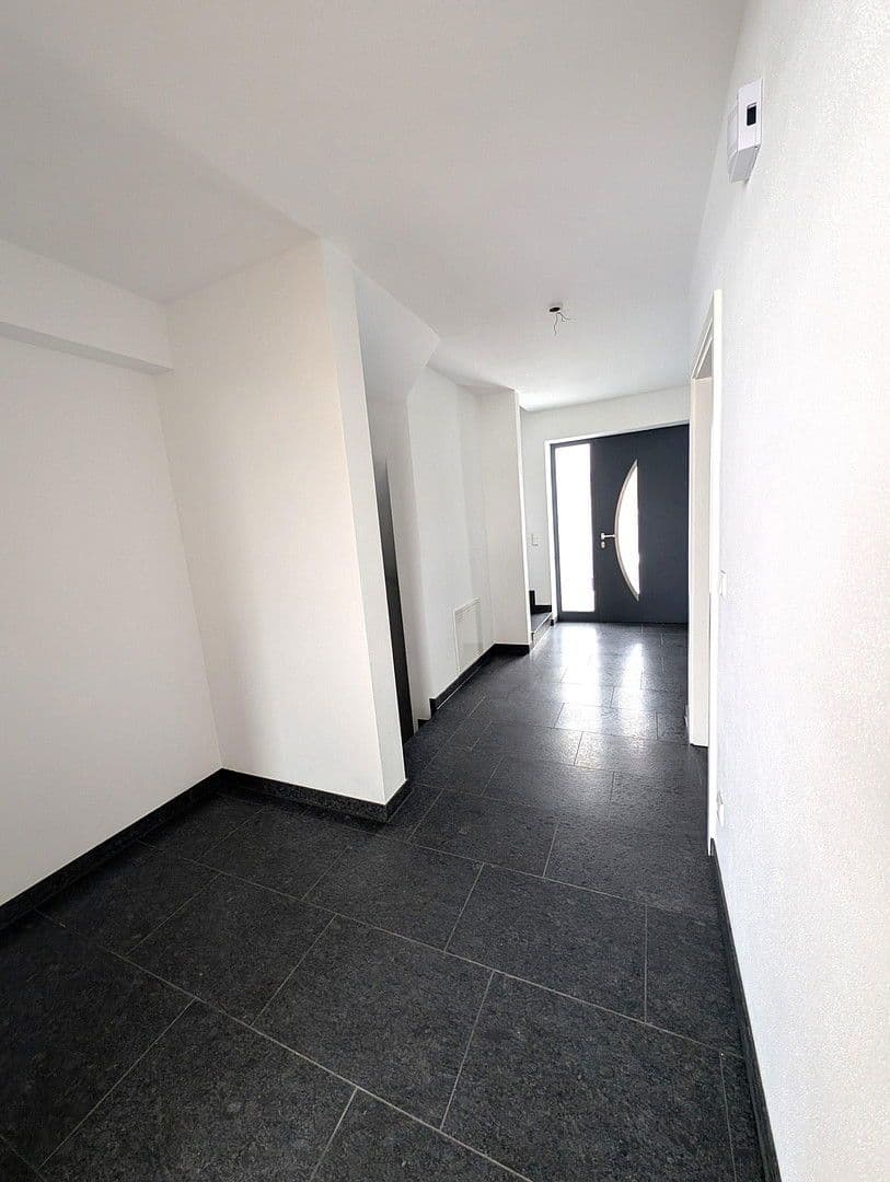 Prodej domu 165 m², pozemek 636 m², Eckfeld 4, Hagenheim, Bavorsko Prodej domu 165 m², pozemek 636 m², Eckfeld 4, Hagenheim, Bavorsko