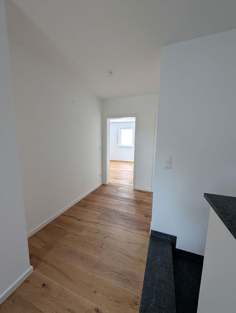 Prodej domu 165 m², pozemek 636 m², Eckfeld 4, Hagenheim, Bavorsko Prodej domu 165 m², pozemek 636 m², Eckfeld 4, Hagenheim, Bavorsko