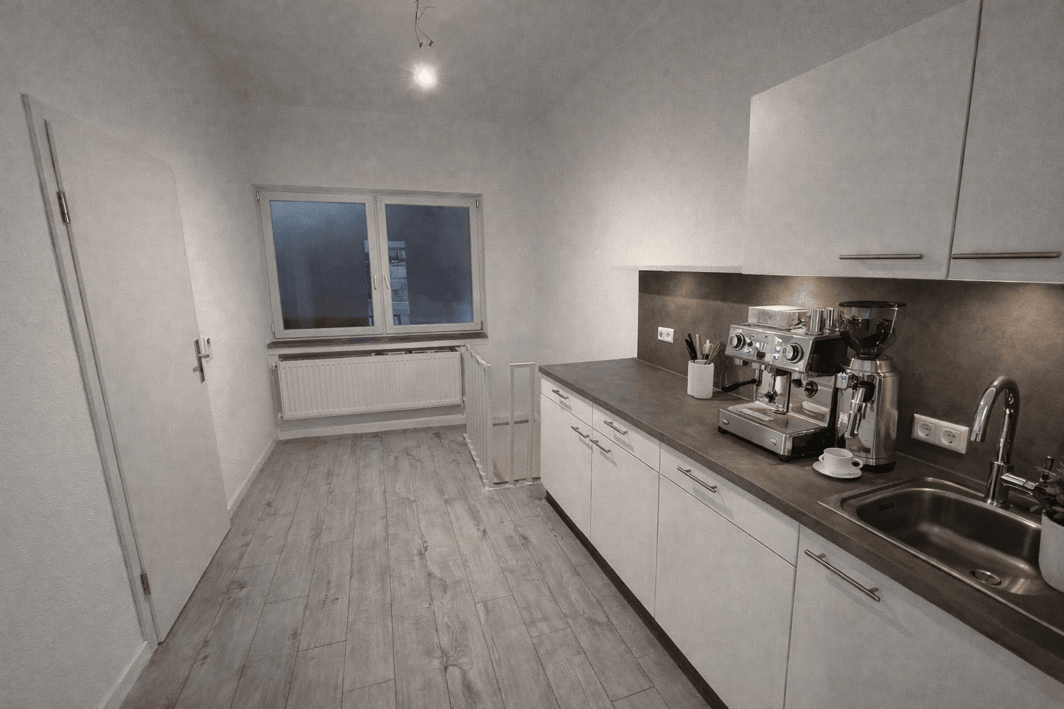 Pronájem kanceláře 80 m², Enzstraße 126, Pforzheim-Eutingen, Bádensko-Württembersko Pronájem kanceláře 80 m², Enzstraße 126, Pforzheim-Eutingen, Bádensko-Württembersko