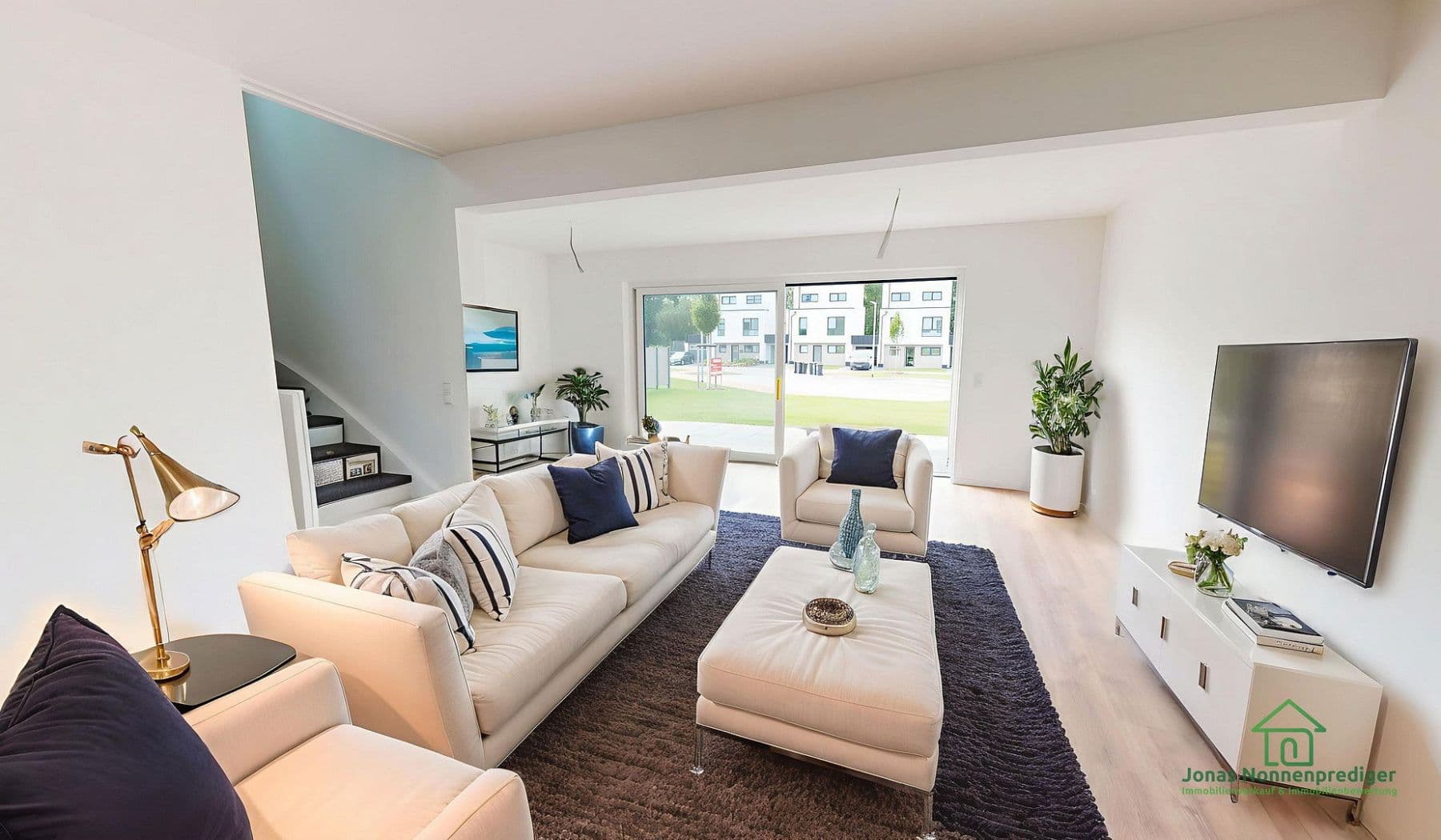 Prodej domu 104 m², pozemek 261 m², Kühls Acker 32, Schwerin, Mecklenburg-Vorpommern Prodej domu 104 m², pozemek 261 m², Kühls Acker 32, Schwerin, Mecklenburg-Vorpommern