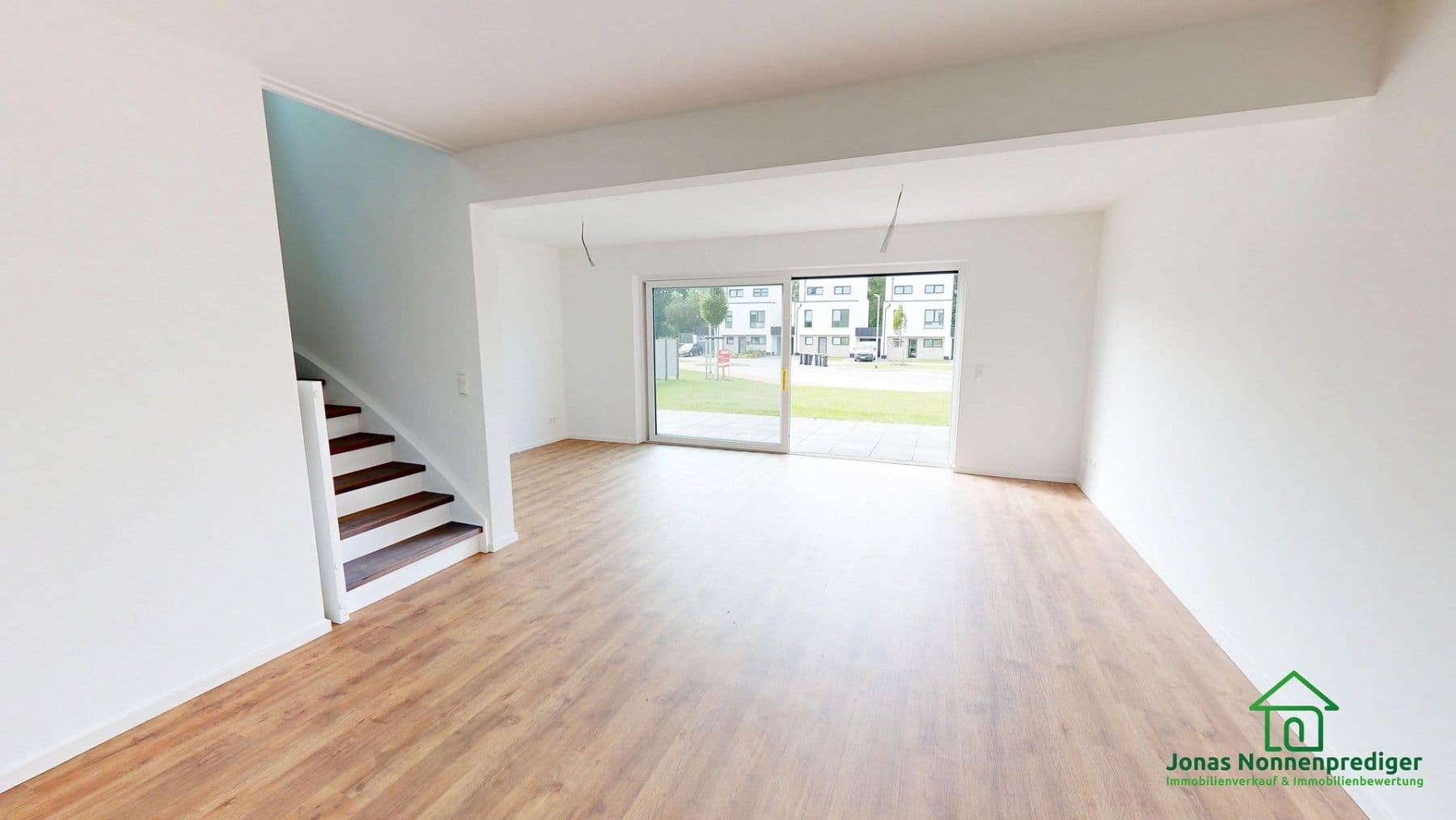 Prodej domu 104 m², pozemek 261 m², Kühls Acker 32, Schwerin, Mecklenburg-Vorpommern Prodej domu 104 m², pozemek 261 m², Kühls Acker 32, Schwerin, Mecklenburg-Vorpommern