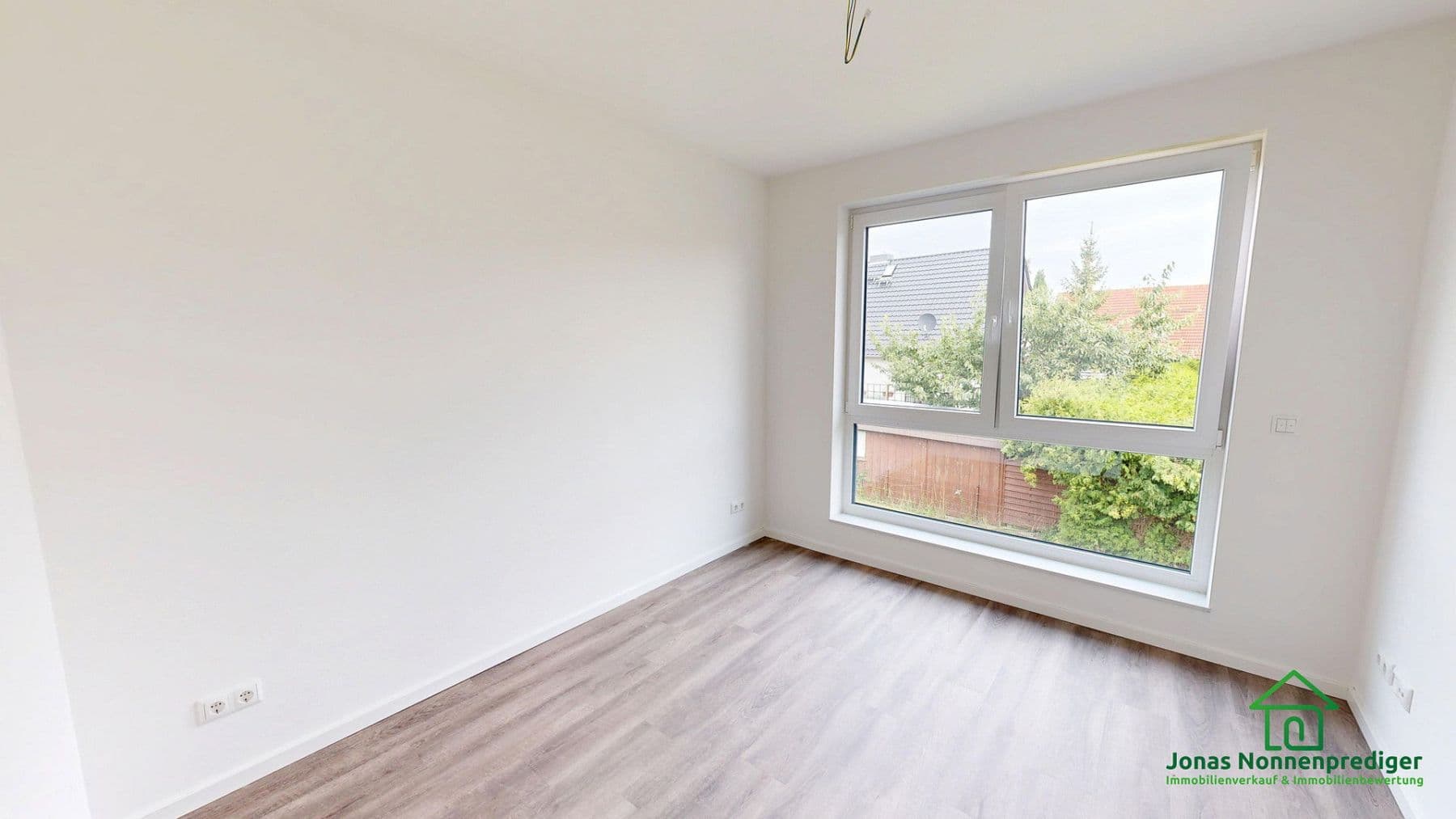 Prodej domu 104 m², pozemek 261 m², Kühls Acker 32, Schwerin, Mecklenburg-Vorpommern Prodej domu 104 m², pozemek 261 m², Kühls Acker 32, Schwerin, Mecklenburg-Vorpommern