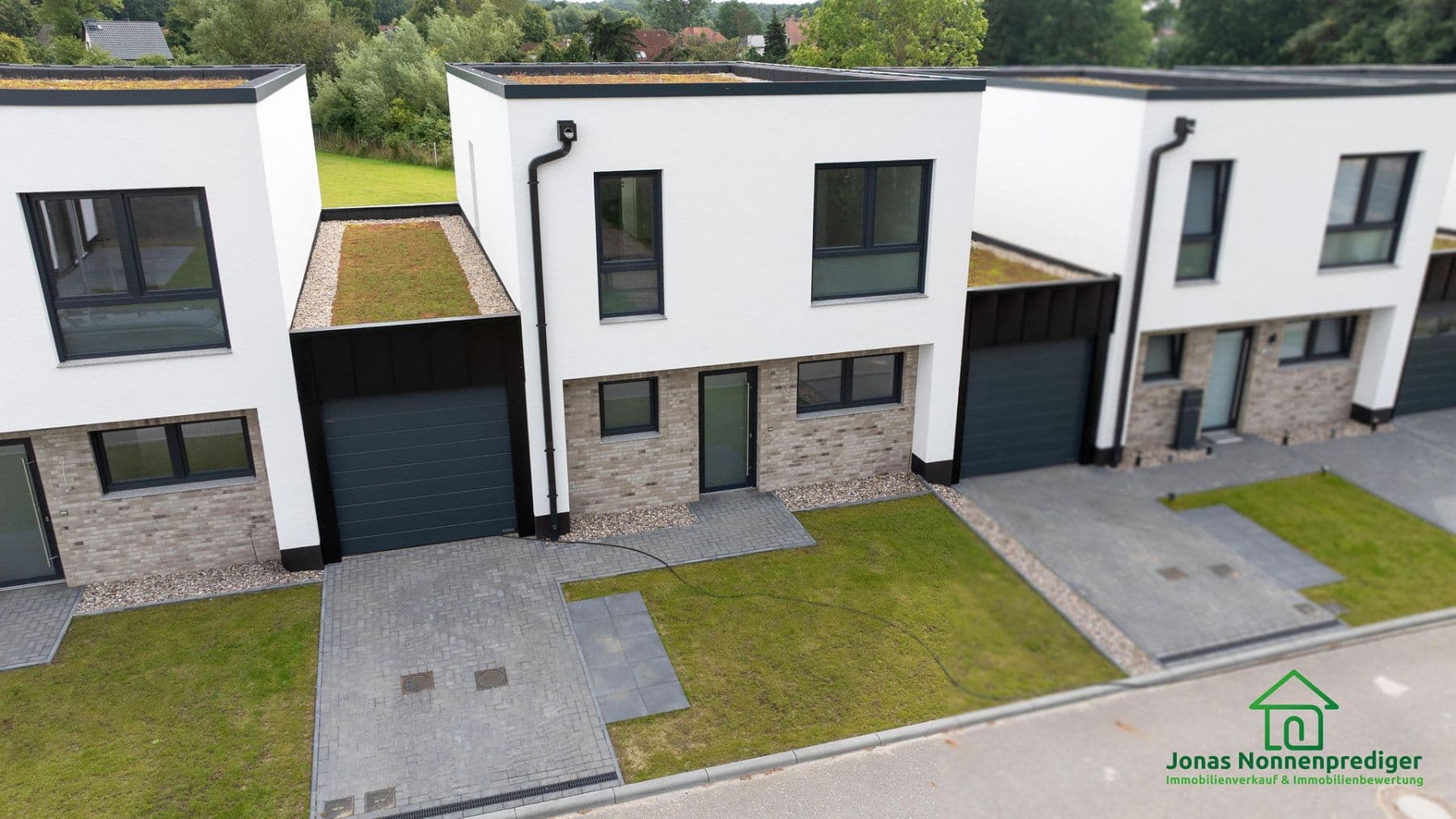 Prodej domu 104 m², pozemek 261 m², Kühls Acker 32, Schwerin, Mecklenburg-Vorpommern Prodej domu 104 m², pozemek 261 m², Kühls Acker 32, Schwerin, Mecklenburg-Vorpommern