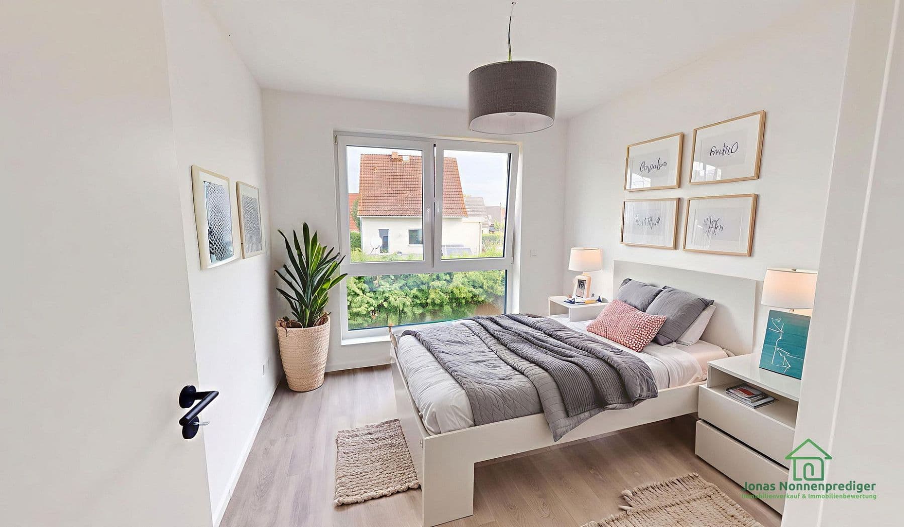 Prodej domu 104 m², pozemek 261 m², Kühls Acker 32, Schwerin, Mecklenburg-Vorpommern Prodej domu 104 m², pozemek 261 m², Kühls Acker 32, Schwerin, Mecklenburg-Vorpommern