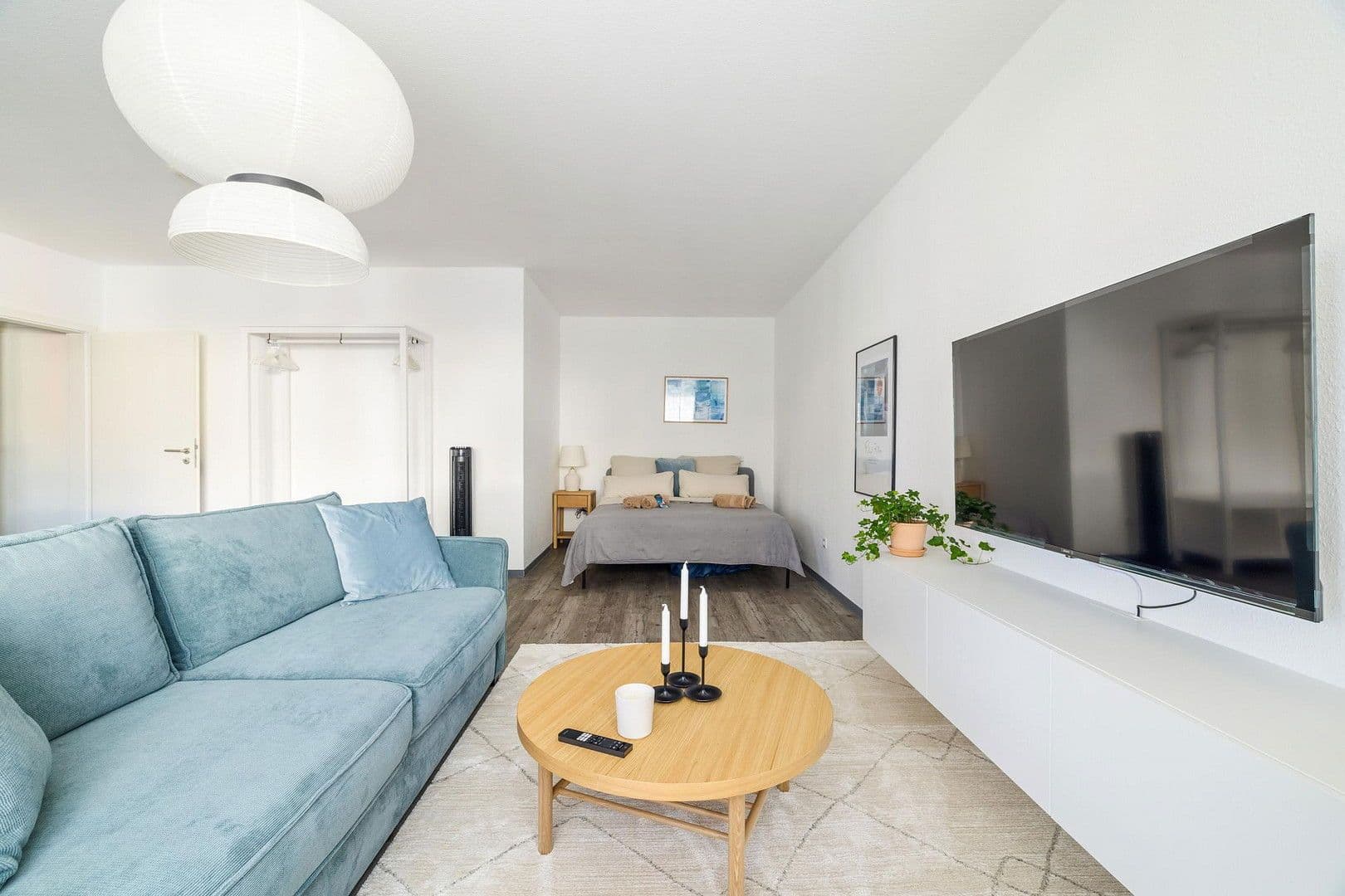 Pronájem bytu 1+kk 54 m², Görlitzer Str. 2, Hochheim, Hessen Pronájem bytu 1+kk 54 m², Görlitzer Str. 2, Hochheim, Hessen