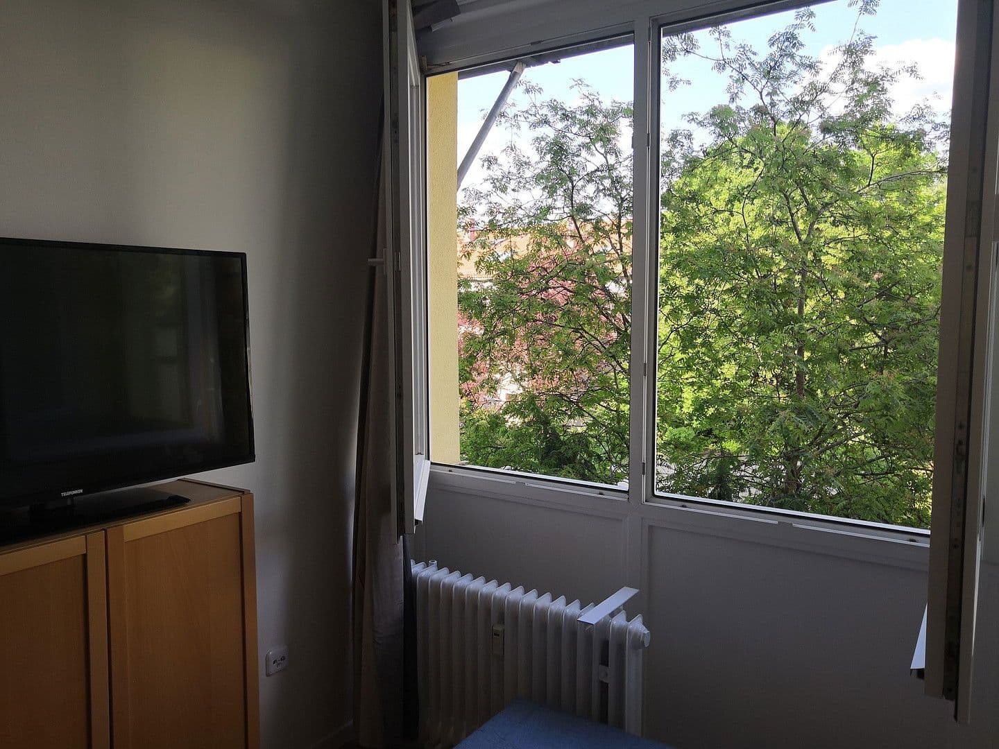 Pronájem bytu 1+1 23 m², Klagenfurter Str., München, Bavorsko Pronájem bytu 1+1 23 m², Klagenfurter Str., München, Bavorsko