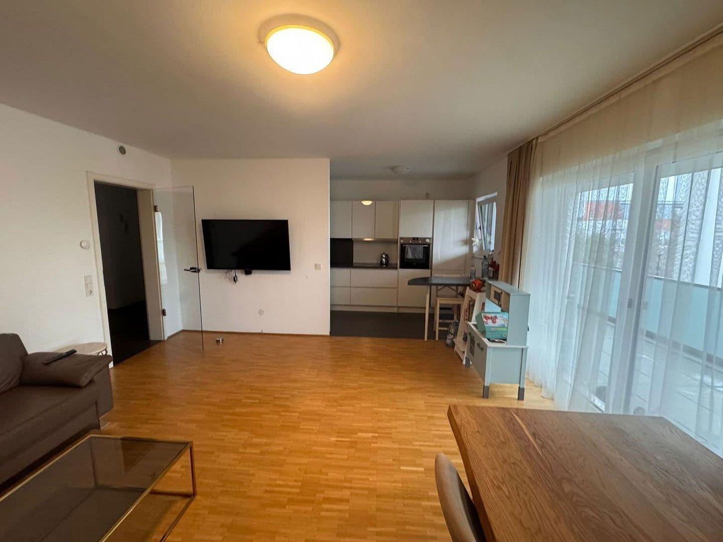 Pronájem bytu 3+1 88 m², Köln, Severní Porýní-Vestfálsko Pronájem bytu 3+1 88 m², Köln, Severní Porýní-Vestfálsko