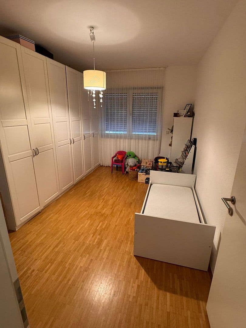 Pronájem bytu 3+1 88 m², Köln, Severní Porýní-Vestfálsko Pronájem bytu 3+1 88 m², Köln, Severní Porýní-Vestfálsko