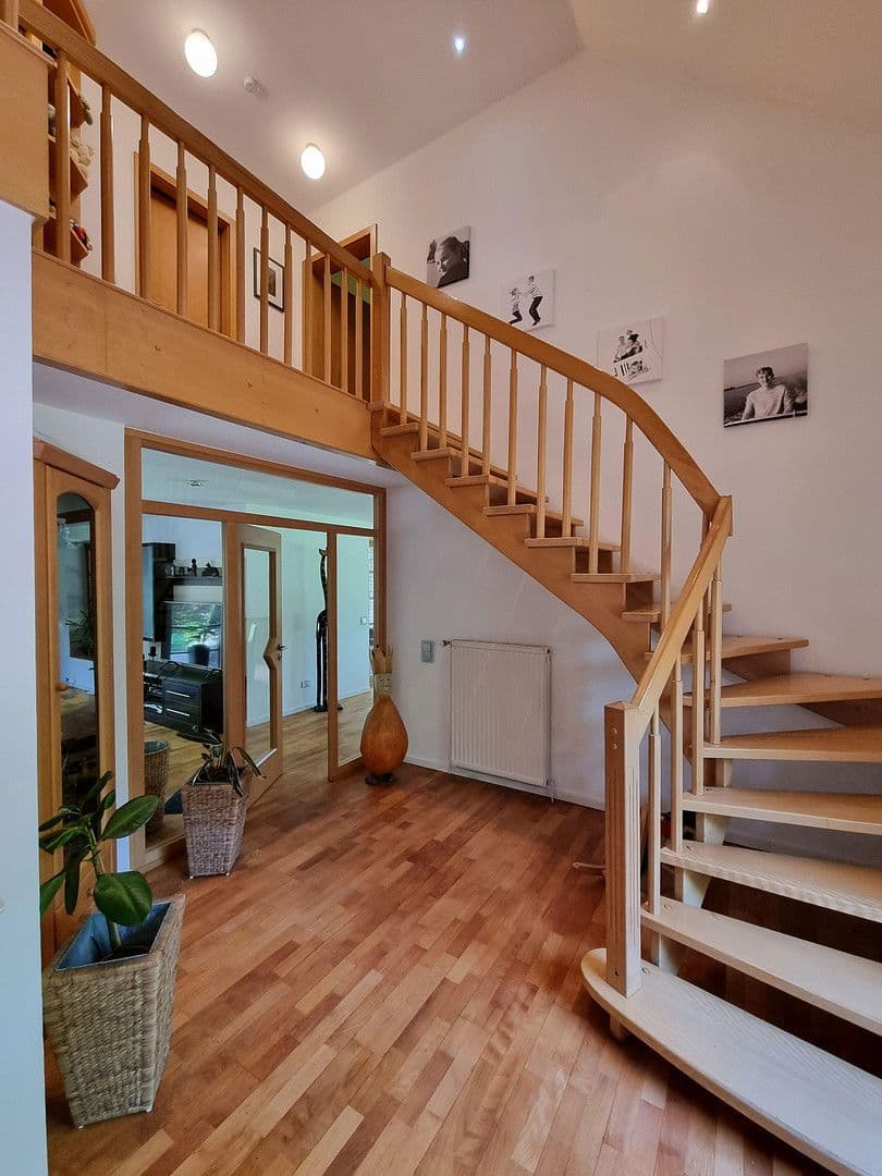 Prodej domu 260 m², pozemek 4.487 m², Oldenburg (Oldb), Dolní Sasko Prodej domu 260 m², pozemek 4.487 m², Oldenburg (Oldb), Dolní Sasko