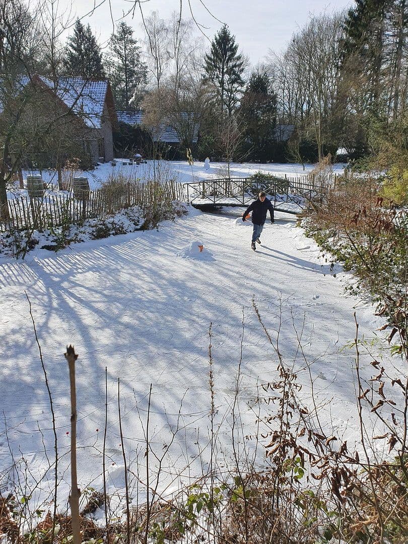 Prodej domu 260 m², pozemek 4.487 m², Oldenburg (Oldb), Dolní Sasko Prodej domu 260 m², pozemek 4.487 m², Oldenburg (Oldb), Dolní Sasko