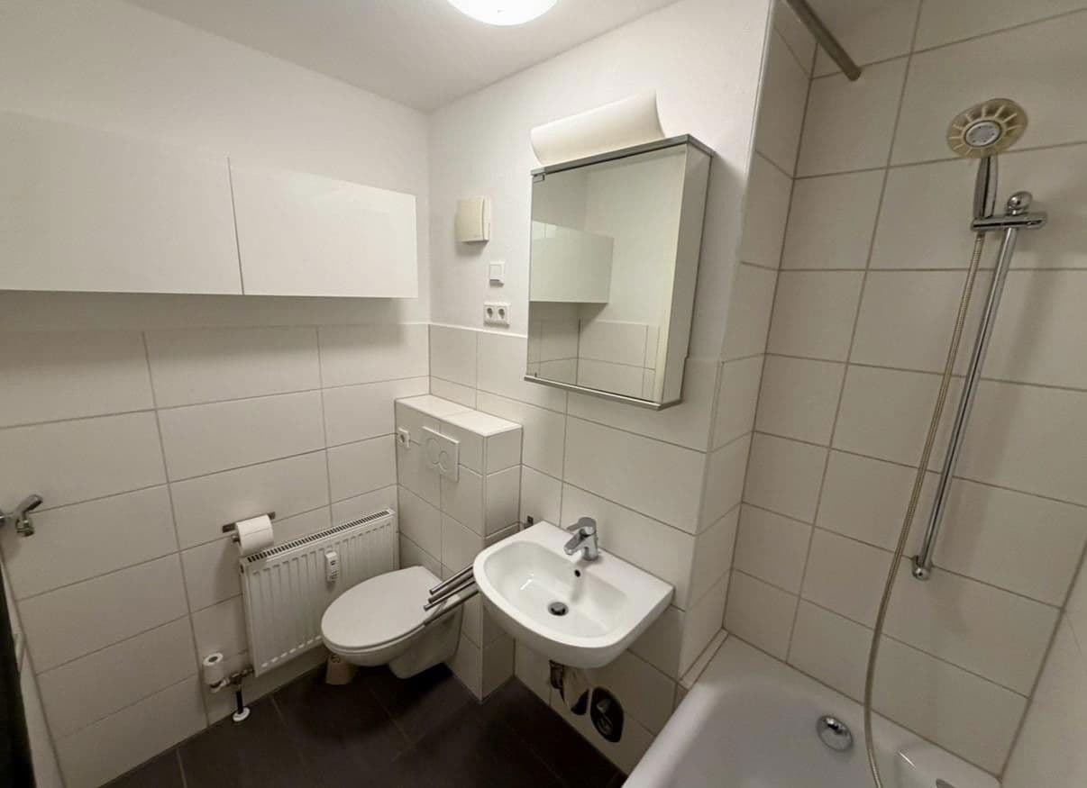 Prodej bytu 2+1 49 m², Landshuter Allee 79, München, Bavorsko Prodej bytu 2+1 49 m², Landshuter Allee 79, München, Bavorsko