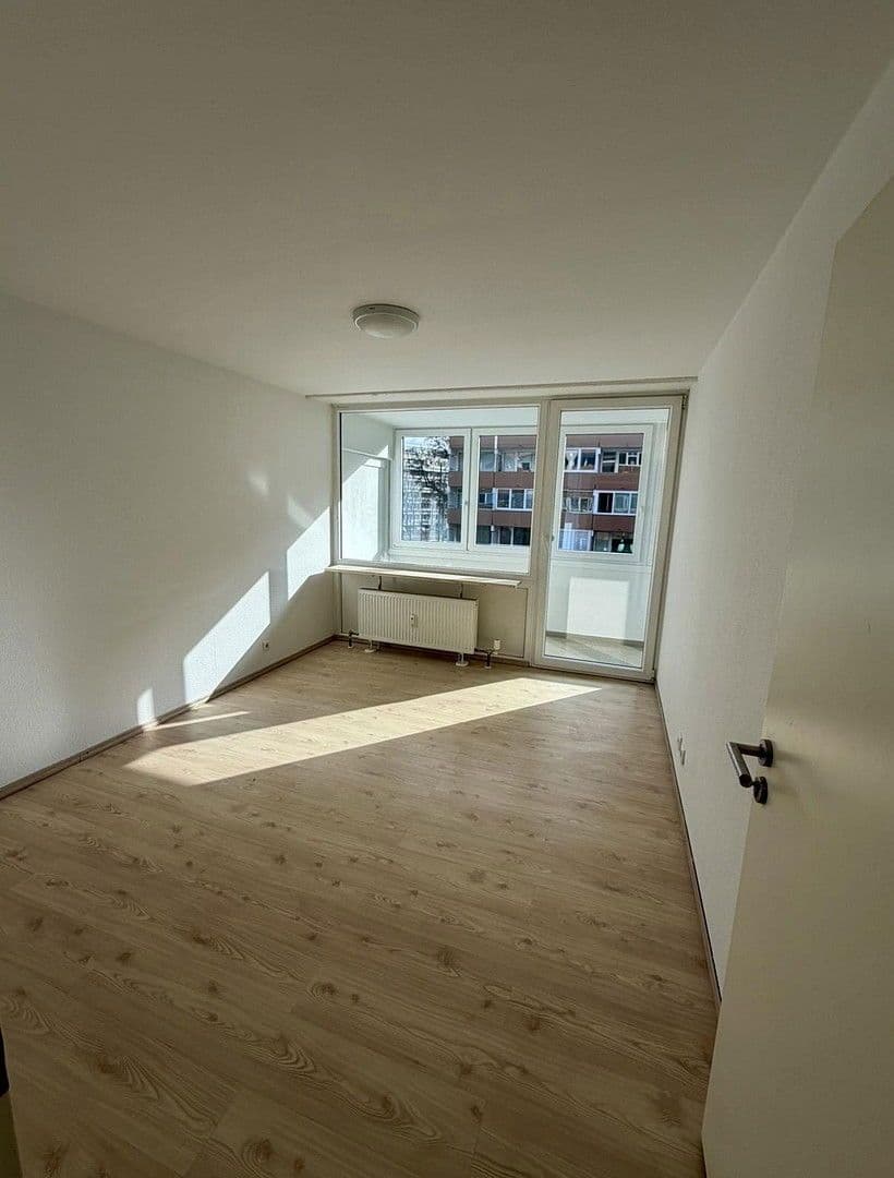 Prodej bytu 2+1 49 m², Landshuter Allee 79, München, Bavorsko Prodej bytu 2+1 49 m², Landshuter Allee 79, München, Bavorsko