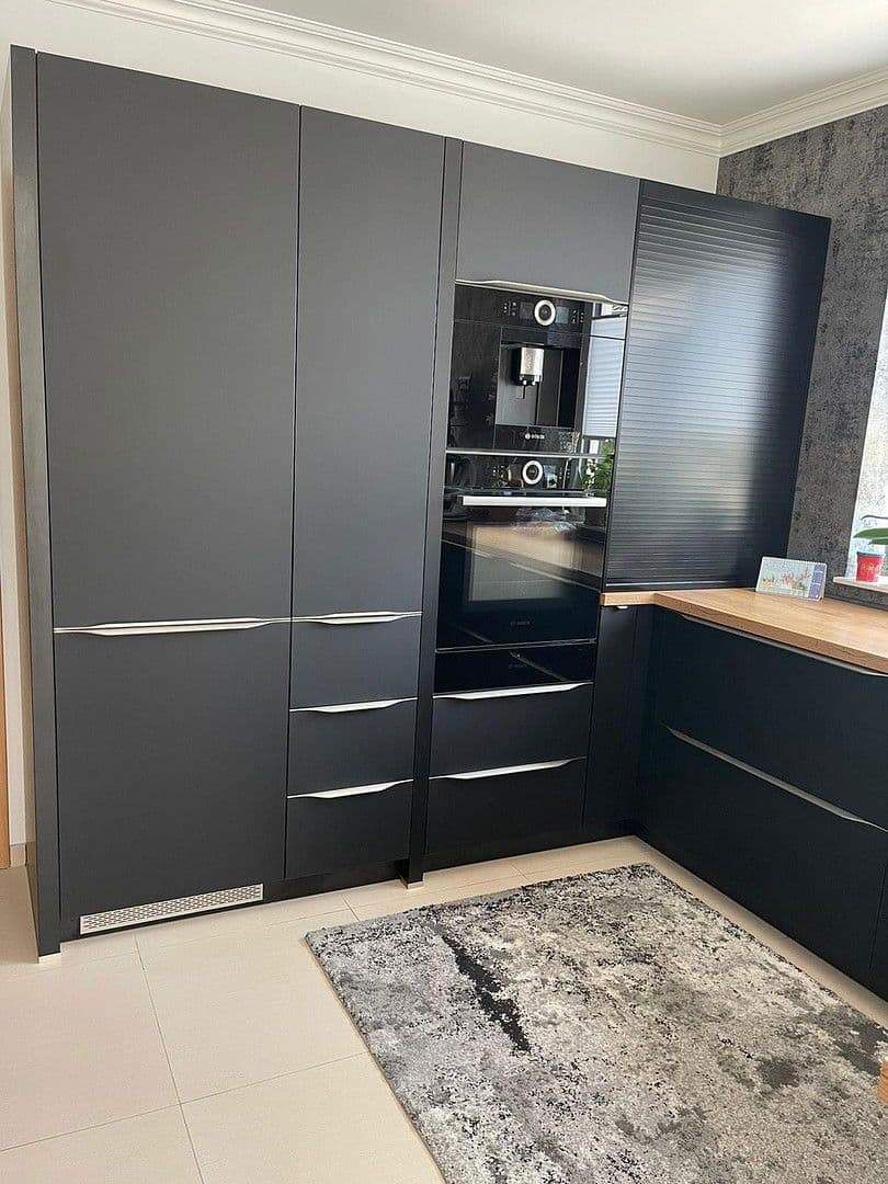 Prodej domu 367 m², pozemek 950 m², Hiddenhausen, Severní Porýní-Vestfálsko Prodej domu 367 m², pozemek 950 m², Hiddenhausen, Severní Porýní-Vestfálsko