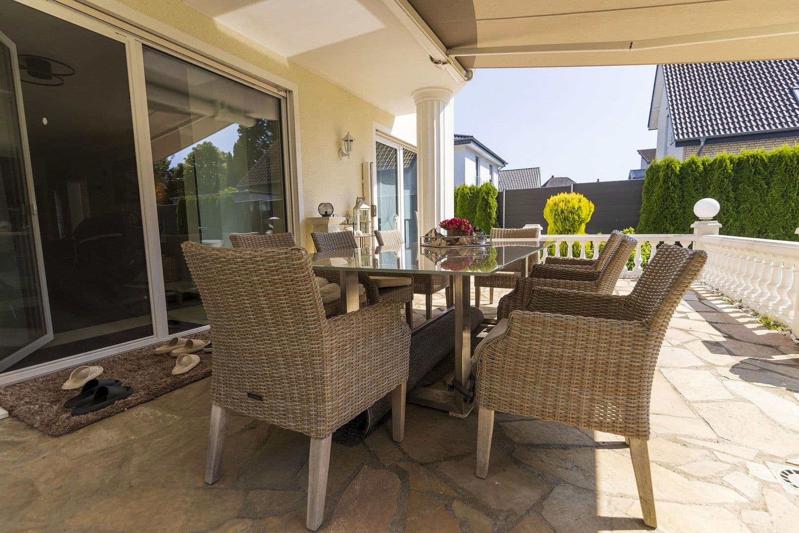 Prodej domu 367 m², pozemek 950 m², Hiddenhausen, Severní Porýní-Vestfálsko Prodej domu 367 m², pozemek 950 m², Hiddenhausen, Severní Porýní-Vestfálsko