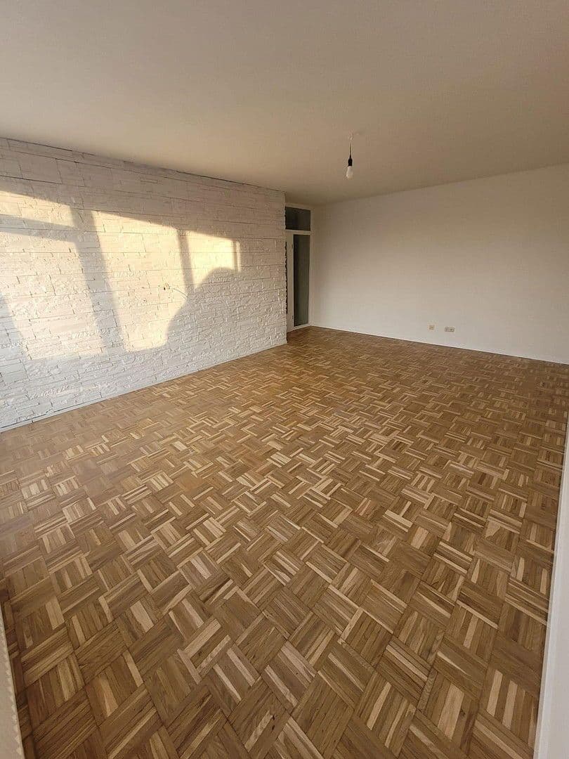 Prodej bytu 4+1 100 m², Hannover, Dolní Sasko Prodej bytu 4+1 100 m², Hannover, Dolní Sasko