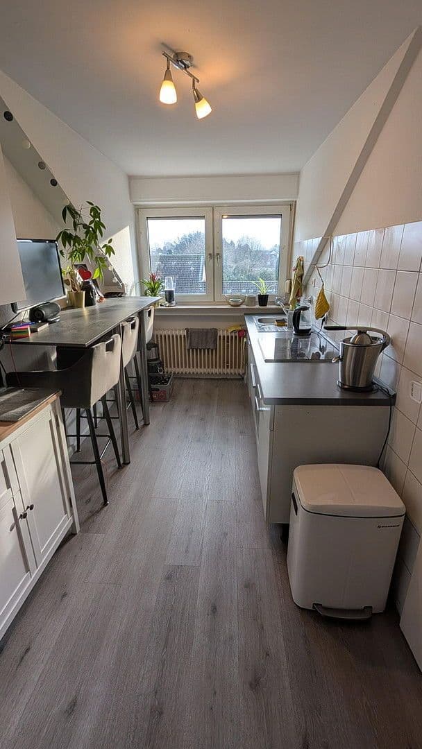 Pronájem bytu 2+1 58 m², Elisabethstr. 8, Neuss, Severní Porýní-Vestfálsko Pronájem bytu 2+1 58 m², Elisabethstr. 8, Neuss, Severní Porýní-Vestfálsko