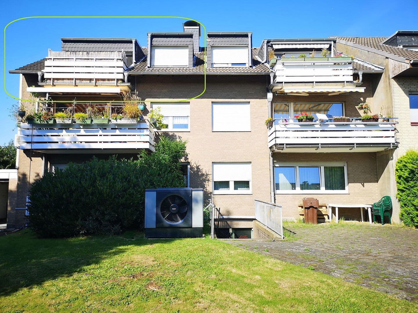 Pronájem bytu 2+1 58 m², Elisabethstr. 8, Neuss, Severní Porýní-Vestfálsko Pronájem bytu 2+1 58 m², Elisabethstr. 8, Neuss, Severní Porýní-Vestfálsko
