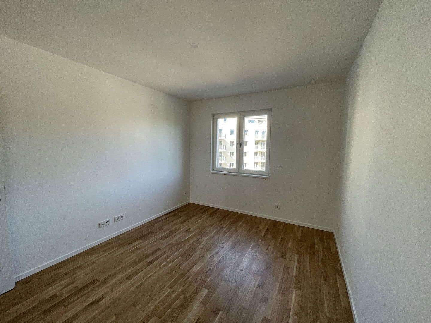 Pronájem bytu 4+1 93 m², Torgauer Str. 44a, Leipzig, Sasko Pronájem bytu 4+1 93 m², Torgauer Str. 44a, Leipzig, Sasko