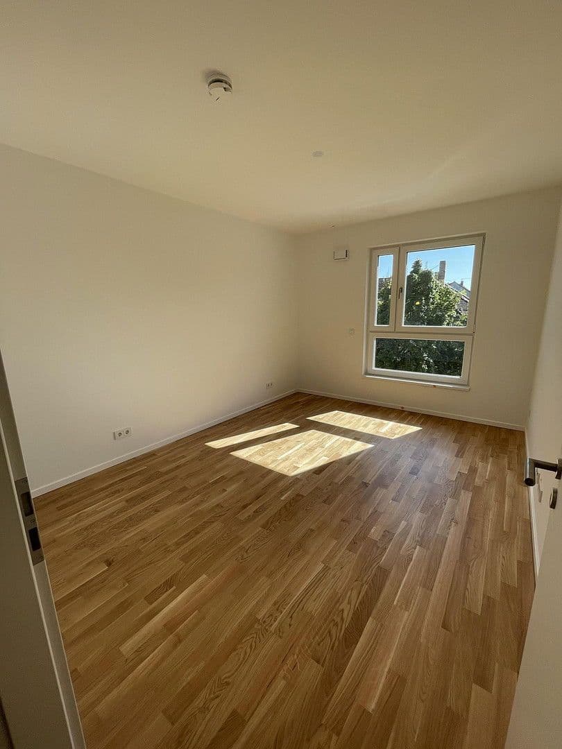 Pronájem bytu 4+1 93 m², Torgauer Str. 44a, Leipzig, Sasko Pronájem bytu 4+1 93 m², Torgauer Str. 44a, Leipzig, Sasko