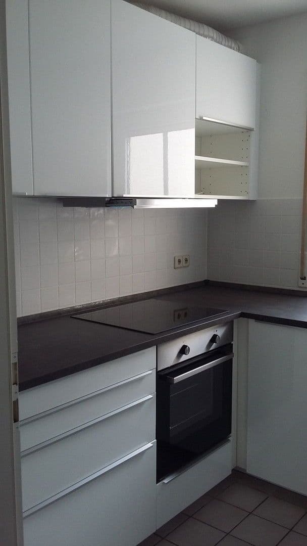 Pronájem bytu 3+1 83 m², Frankfurt am Main, Hessen Pronájem bytu 3+1 83 m², Frankfurt am Main, Hessen