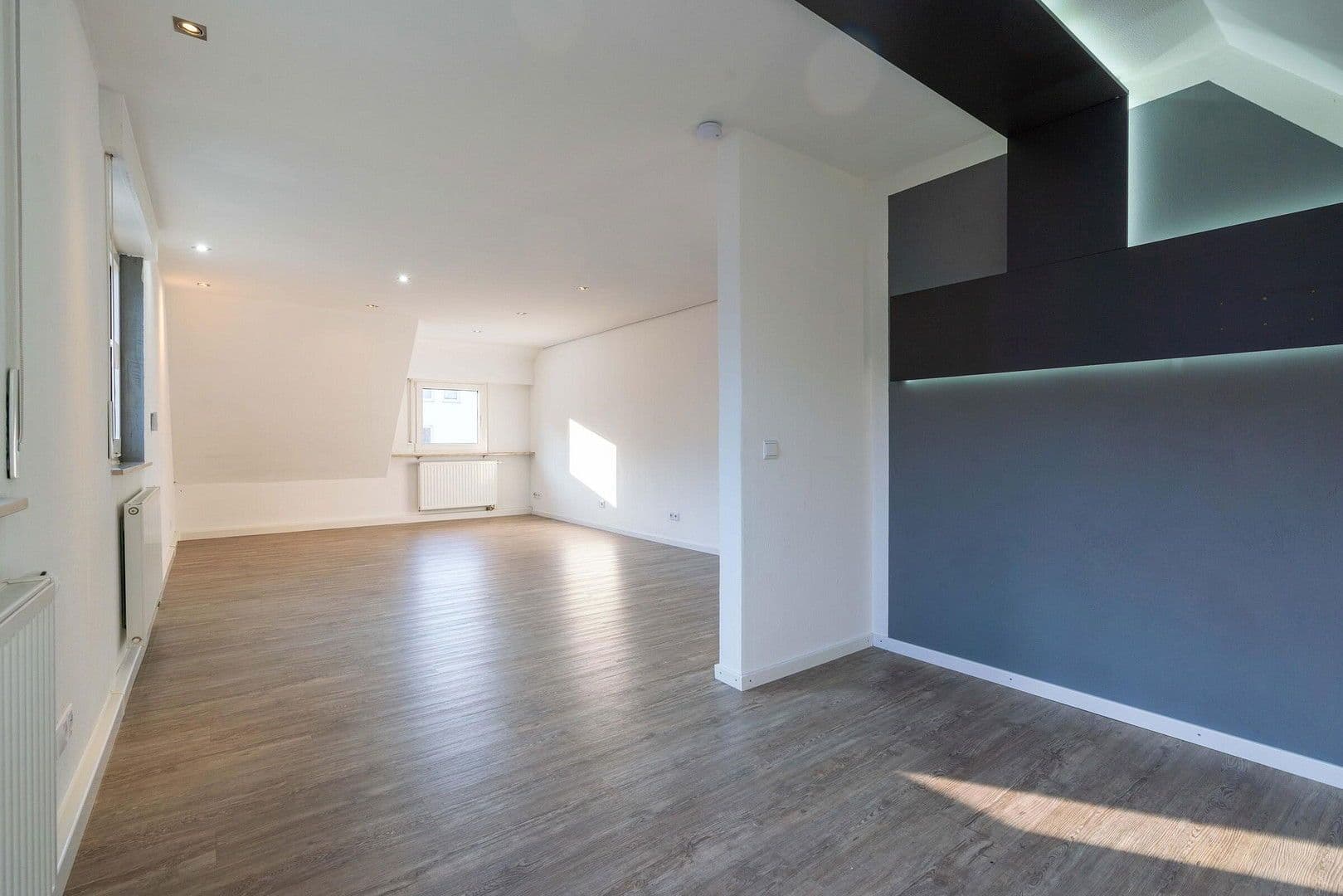 Prodej domu 180 m², pozemek 1.046 m², Birkenstraße 11, Lorch, Bádensko-Württembersko Prodej domu 180 m², pozemek 1.046 m², Birkenstraße 11, Lorch, Bádensko-Württembersko