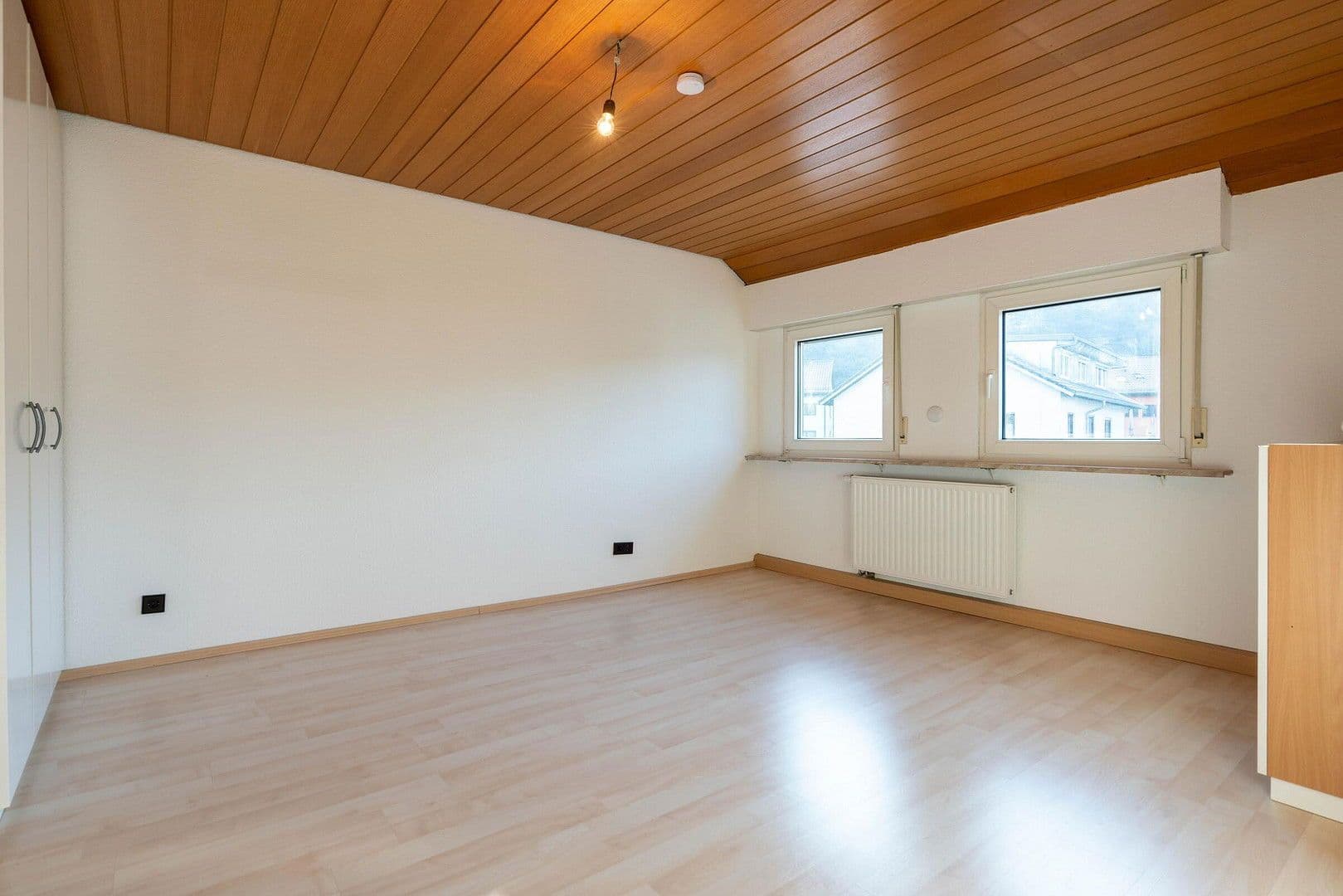 Prodej domu 180 m², pozemek 1.046 m², Birkenstraße 11, Lorch, Bádensko-Württembersko Prodej domu 180 m², pozemek 1.046 m², Birkenstraße 11, Lorch, Bádensko-Württembersko