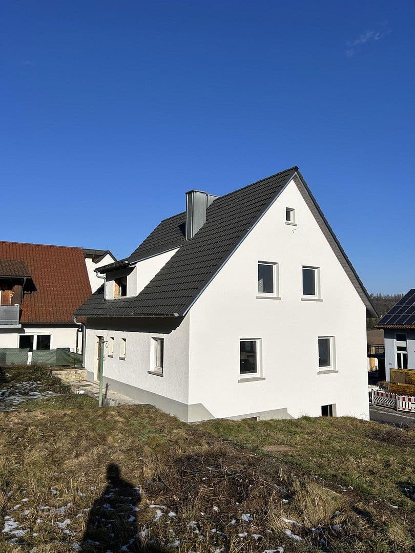 Prodej domu 120 m², pozemek 592 m², Maßbach, Bavorsko Prodej domu 120 m², pozemek 592 m², Maßbach, Bavorsko