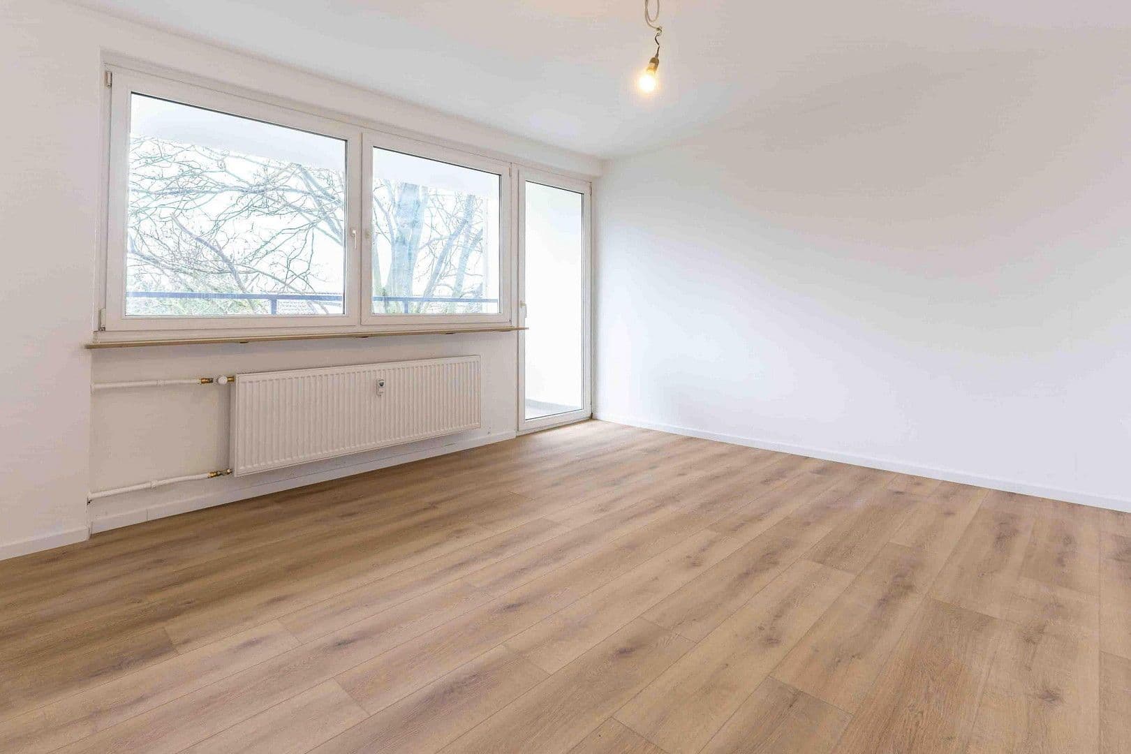 Prodej bytu 3+1 70 m², Koblenz, Porýní-Falc Prodej bytu 3+1 70 m², Koblenz, Porýní-Falc