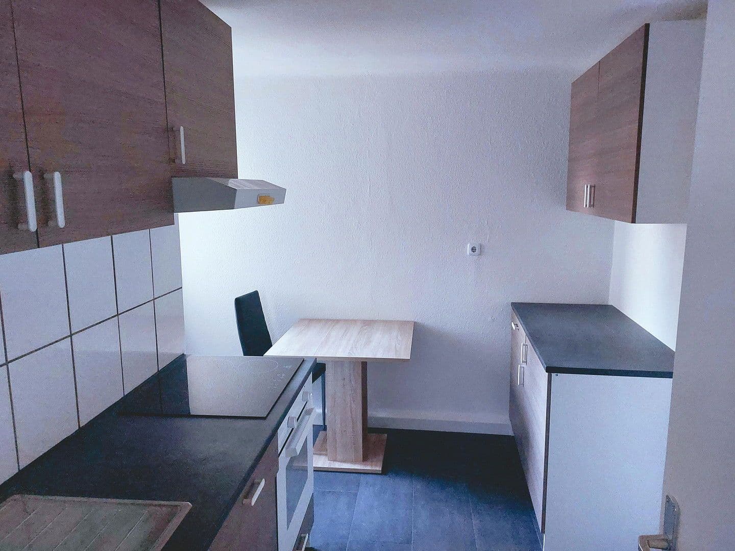 Pronájem bytu 1+1 20 m², Wacksstraße 4, Heilbronn, Bádensko-Württembersko Pronájem bytu 1+1 20 m², Wacksstraße 4, Heilbronn, Bádensko-Württembersko