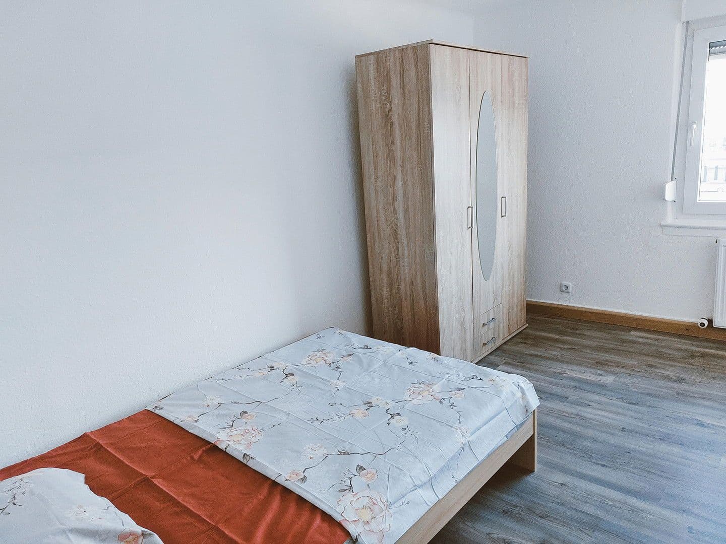 Pronájem bytu 1+1 20 m², Wacksstraße 4, Heilbronn, Bádensko-Württembersko Pronájem bytu 1+1 20 m², Wacksstraße 4, Heilbronn, Bádensko-Württembersko