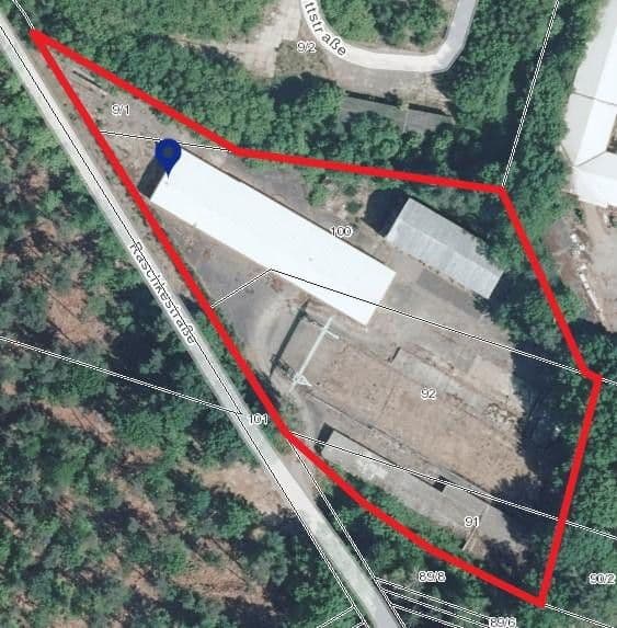 Prodej nebytového prostoru 9.536 m², Nízké, Sasko Prodej nebytového prostoru 9.536 m², Nízké, Sasko