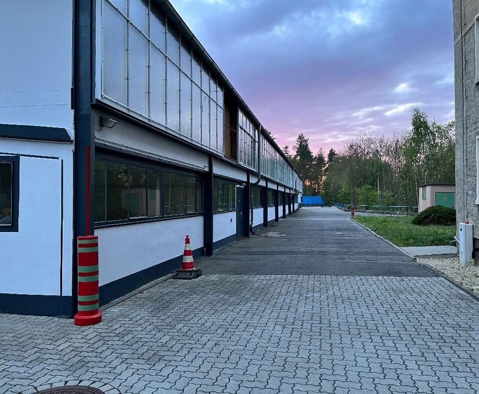 Prodej nebytového prostoru 9.536 m², Nízké, Sasko Prodej nebytového prostoru 9.536 m², Nízké, Sasko