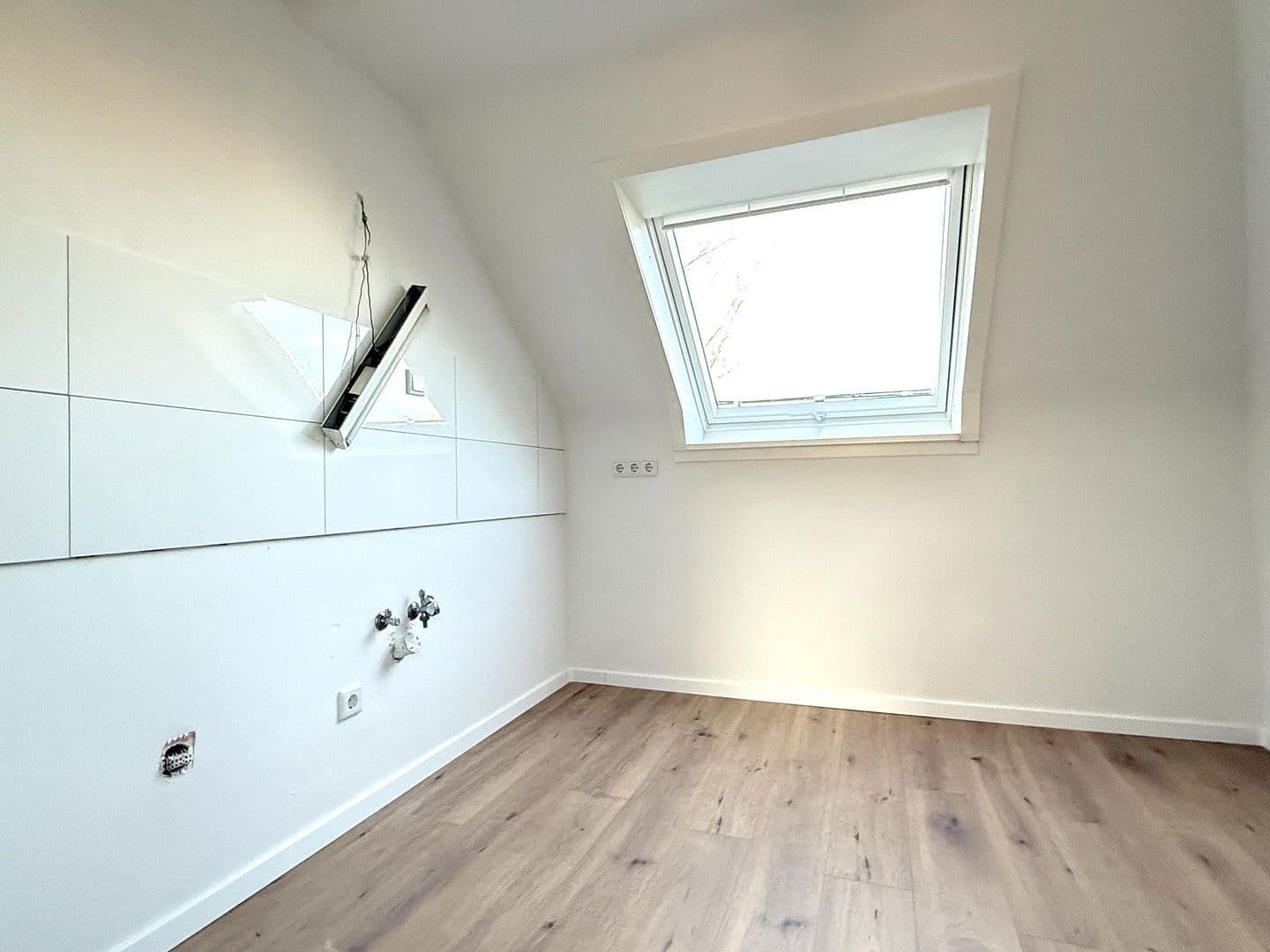 Pronájem bytu 3+1 65 m², Schwerter Str. 147, Hagen, Severní Porýní-Vestfálsko Pronájem bytu 3+1 65 m², Schwerter Str. 147, Hagen, Severní Porýní-Vestfálsko