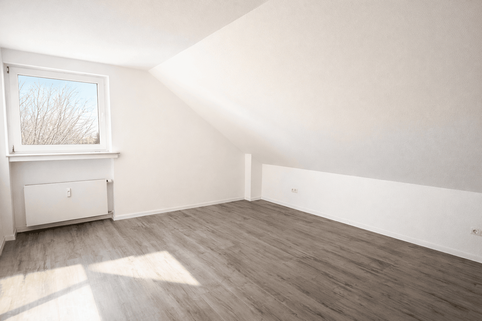 Pronájem bytu 2+1 49 m², Kabeler Str. 17, Hagen, Severní Porýní-Vestfálsko Pronájem bytu 2+1 49 m², Kabeler Str. 17, Hagen, Severní Porýní-Vestfálsko